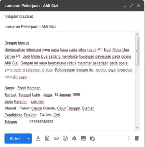 contoh lamaran kerja email