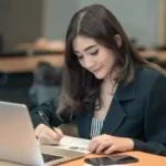 gaji general banking staff